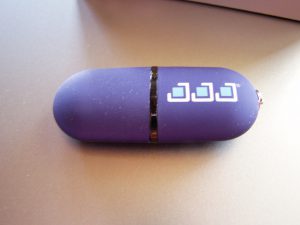 USB kľúč s potlačou (tampoprint) | JJJstav